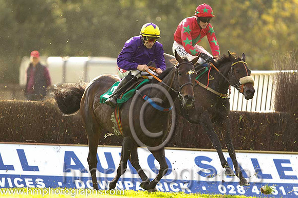03rd Padraig's Joy ( 6 , red, emerald green star ) and Shane Shortall (5) - Trainer : David Harry Kelly - Owner : Brandy  Baileys Syndicate