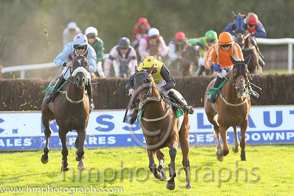 03rd One Fine Morning (GB) ( 1 , orange, beige braces ) and J.J. Burke - Trainer : Ronald O'Leary - Owner : Clashbeg Syndicate