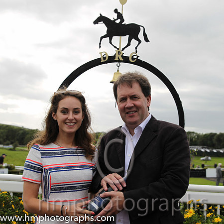 01st Tigroney ( 1 , black  yellow diabolo ) and Donagh Meyler (7) - Trainer : Miss Elizabeth Doyle - Owner : P.Bradford