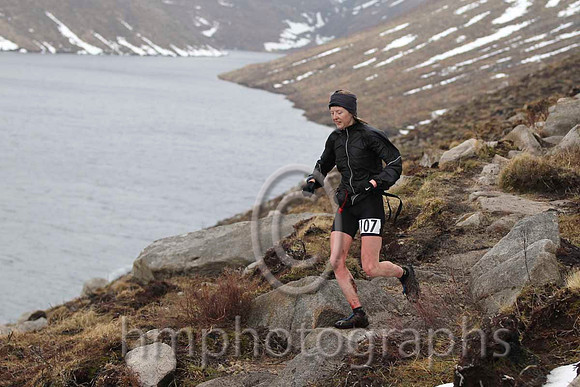 Charlotte Morgan (107) Carnethy - 3rd woman in 2:04:36 - FT8E3401-141