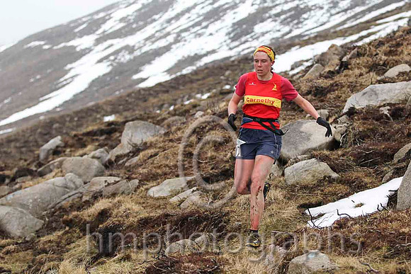 Jasmin Paris (117) Carnethy - 2nd woman in 2:01:49 - FT8E3411-151