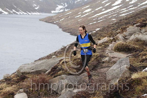 Shona Robertson (134) Shettleston Harriers - 62nd in 2:11:11 - FT8E3436-176