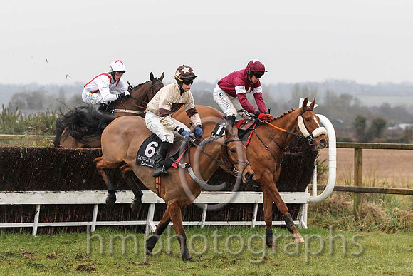 10 Presentating Kate & C D Maxwell - PU (10, whit, 03 Stradbally & B R Dalton - 3rd (6, beige, brown inverted triangle) & 01 Shattered Dream & D J Condon - winner (11, maroon, white star) - FT8E2332-7