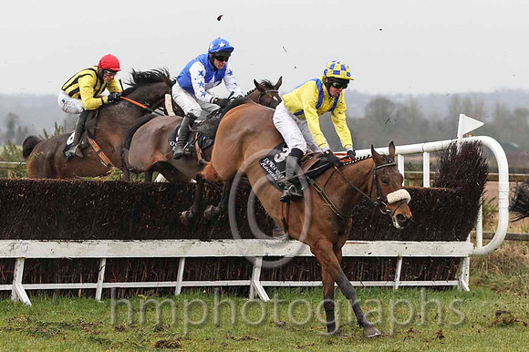 08 Its all Hush Hush & Andrew J McNamara - 8th (4, black and yellow stripes)  , 04 Narima & M Darcy - 4th (9,04 & 05 Imperial Breeze & Graham Watters - 5th (3, yellow, royal blue braces) - FT8E2335-10