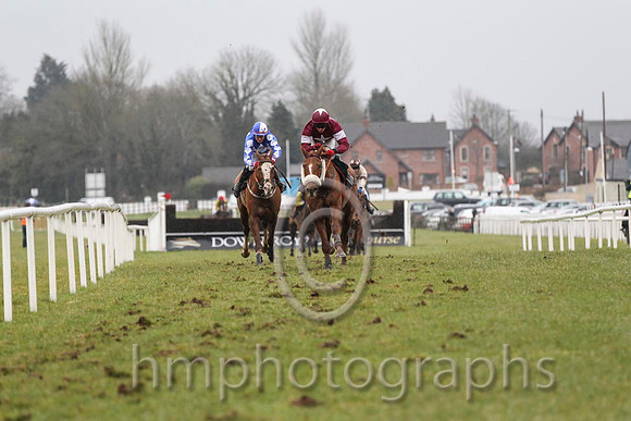 02 Royal Sam & K M Donoghue - 2nd (5, royal blue, white triple diamond) & 01 Shattered Dream & D J Condon - winner (11, maroon, white star) - FT8E2353-27
