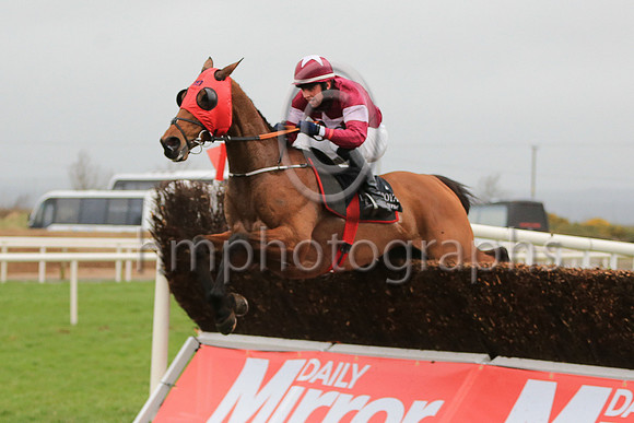 01st Roi Des Francs and C Brassil ( 1 , maroon, white star, white armlets.maroon cap, white star ) Trainer - G Elliott , Owner - Gigginstown House Stud