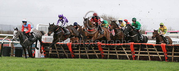 1 Ottoman Style (4 ,black and red chevrons ), Jockey - C D Maxwell ,Trainer - D A McLoughlin