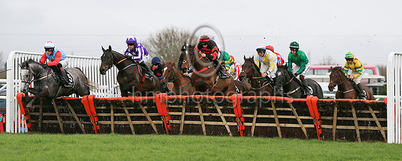 1 Ottoman Style (4 ,black and red chevrons ), Jockey - C D Maxwell ,Trainer - D A McLoughlin
