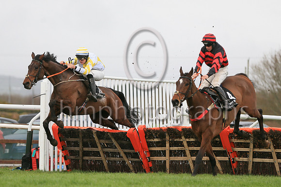 1 Ottoman Style (4 ,black and red chevrons ), Jockey - C D Maxwell ,Trainer - D A McLoughlin