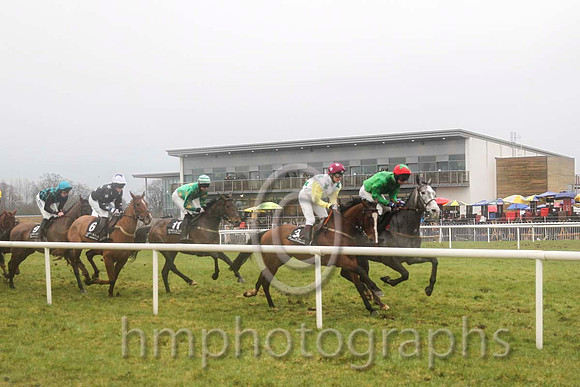 03 Big Vincey & Mr N McParlan - 3rd (1, light green, red cap) - CU2D6496-30