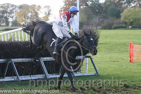 04th Lucky Buttons and D O'Connor ( 7 , RED  WHITE QTD; white sleeves; blue cap,white star ) Trainer: Graham McKeever,, Owner : Ballynure Old Boys Racing Syndicate