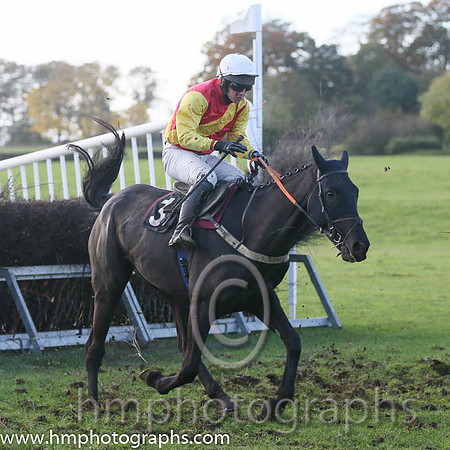 Don'T Be Bold (Gb) and N McParlan ( 3 , RED,yellow sash; yellow, plain sleeves; white cap ) Trainer: C.A. McBratney,, Owner : David John McBratney
