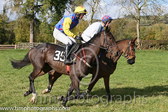 02nd Tyrrell'S Succes (Fr) and N McParlan ( 35 , ROYAL BLUE,red stars; yellow sleeves; yellow cap,red star ) Trainer: Daniel A. Fitzsimmons,, Owner : High Flying Hooves Syndicate
