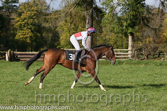 Piri Massini and G L Murphy ( 31 , RED  WHITE QTD; white, plain sleeves; blue  red check cap ) Trainer: Ashleigh Murphy,, Owner : Michael R. Murphy