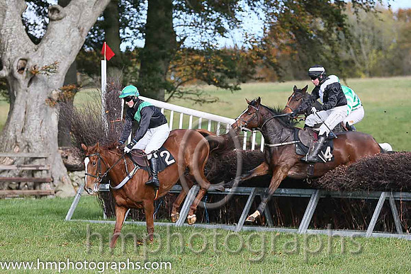 Go Robyn and J P McKeown ( 4 , BLACK,white sash; black sleeves; black cap,white hoop ) Trainer: Mayne Kidd,, Owner : Mayne Kidd