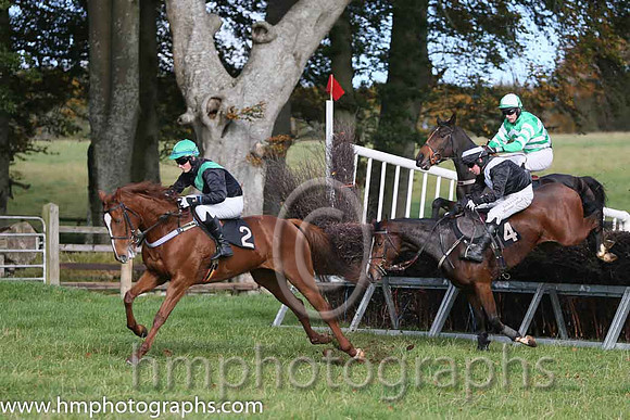 Go Robyn and J P McKeown ( 4 , BLACK,white sash; black sleeves; black cap,white hoop ) Trainer: Mayne Kidd,, Owner : Mayne Kidd