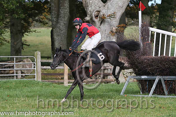 02nd Malika and D O'Connor ( 6 , RED,black triple diamond; black,red stars sleeves; black cap,red star ) Trainer: Ben Arthey,, Owner : Ben Arthey