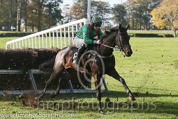 01st Ticinese (Gb) and M J O'Hare ( 6 , EMERALD GREEN,red braces; emerald green, plain sleeves; emerald green cap,red diamonds ) Trainer: Graham McKeever,, Owner : Mrs M.E. Hagan
