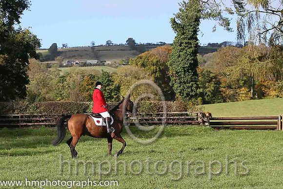 Huntsmen Robbie Hodge at East Antrim Hunt Point to Point at Loughanmore