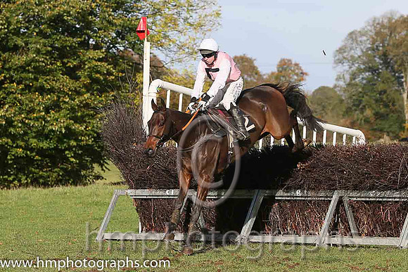 Kinley and J P McKeown ( 2 , PINK,black hollow box; white, plain sleeves; white cap ) Trainer: I. R. Ferguson,, Owner : Jane Louise Catherine Millar