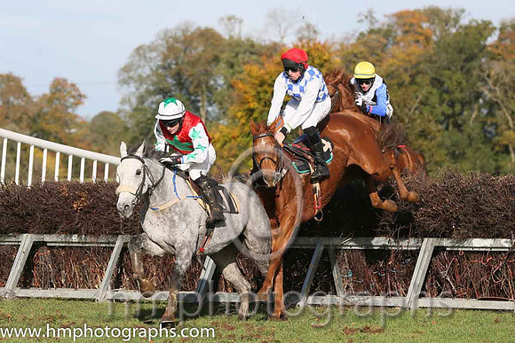 Catch My Drift and J J Codd ( 4 , ROYAL BLUE  WHITE CHECK; white sleeves; red cap ) Trainer: J.A. Berry,, Owner : J.A. Berry
