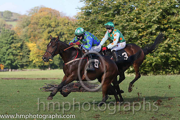 01st A Bold Move and R James ( 3 , EMERALD GREEN,orange spots; white,orange spots sleeves; emerald green cap ) Trainer: Donnchadh Doyle,, Owner : Monbeg Syndicate