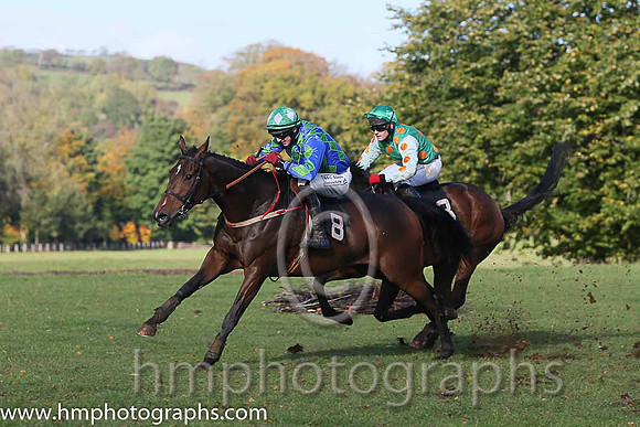 01st A Bold Move and R James ( 3 , EMERALD GREEN,orange spots; white,orange spots sleeves; emerald green cap ) Trainer: Donnchadh Doyle,, Owner : Monbeg Syndicate