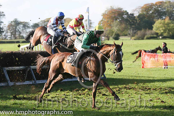 02nd Cootamundra and D O'Connor ( 5 , BLACK  GREEN CHECK; green, plain sleeves; yellow cap ) Trainer: J.A. Berry,, Owner : Turbine Syndicate