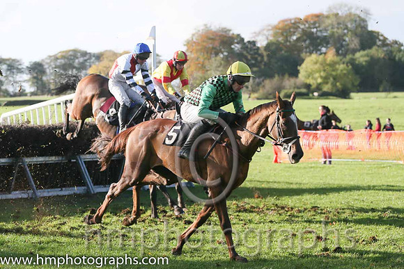 02nd Cootamundra and D O'Connor ( 5 , BLACK  GREEN CHECK; green, plain sleeves; yellow cap ) Trainer: J.A. Berry,, Owner : Turbine Syndicate
