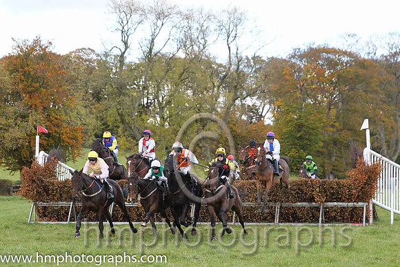Crosshue Dude and H Dunne ( 28 , BLACK,yellow epaulettes; yellow,black stars sleeves; yellow cap ) Trainer: Donnchadh Doyle,, Owner : D  N Syndicate