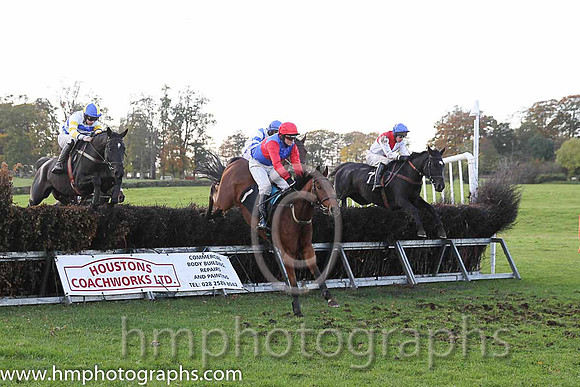 01st American Image and J Cresswell ( 1 , ROYAL BLUE,red hoop; red sleeves; red cap ) Trainer: S. Michael Millar,, Owner : S. Michael Millar