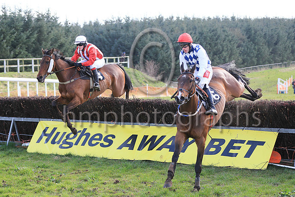01st MANETTI and Derek O'Connor ( 6 ,Antrim (H) - NAVY , WHITE DIAMONDS; white sleeves; red cap ) Trainer: I. R. Ferguson , Owner : R.A. Bartlett