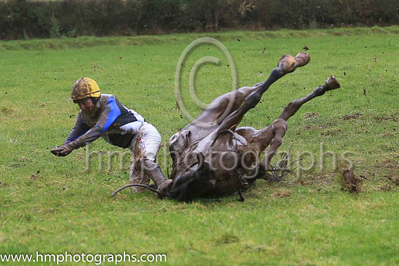 ROSSAMILAN and J C Barry ( 9 ,Antrim (H) - BLACK,white cross belts; blue sleeves; yellow cap ) Trainer: Paul McAleese,, Owner : Laura McAleese . Horse and rider were unhurt