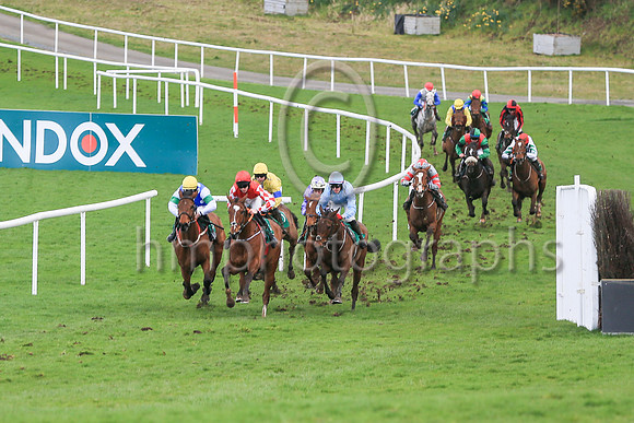 1 Law Ella (2 ,Light blue, grey epaulettes ), Jockey - K M Donoghue ,Trainer - G P Cromwell