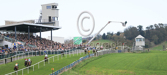 The Cosy Roof Maiden Hurdle of 10,000 Euro at The Randox Ulster National Meeting at Downpatrick on 2nd April 2023
