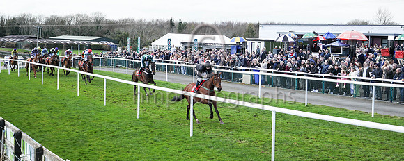 1 I Don't Get It (10 ,black, pink cross ), Jockey - G P Brouder ,Trainer - N McCluskey