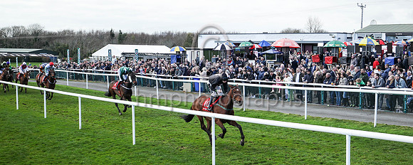 1 I Don't Get It (10 ,black, pink cross ), Jockey - G P Brouder ,Trainer - N McCluskey