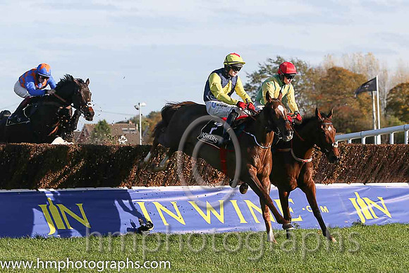 03rd Shadow Catcher (GB) ( 7 , dark blue, yellow diamond ) and K.C. Sexton - Trainer : Gordon Elliott - Owner : Mrs P Sloan