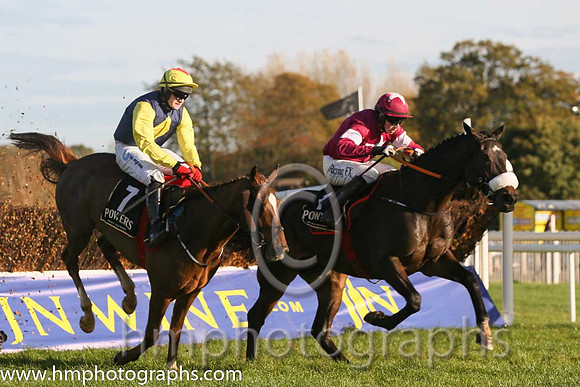 02nd Clarcam (FR) ( 1 , maroon, white hoop ) and B.J. Cooper - Trainer : Gordon Elliott - Owner : Gigginstown House Stud