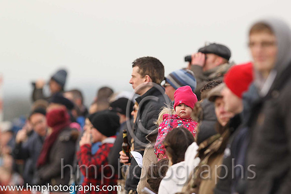 Spectators at Tynan and Armagh Hunt Point to Point