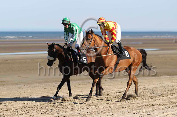 06 Great Ability & S Foley - 6th (5, emerald green, white striped sleeves) & 03 Pivotal Rock & W M Lordan - 3rd (8, yellow and red chevrons ) - FT8E0809-2
