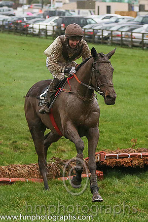 13th Illuminati (FR) ( 2 , beige, brown chevron ) and D.G. Lavery (5) - Trainer : B. R. Hamilton - Owner : Sean Macklin