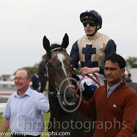 13th Angelic Demon ( 8 , beige, dark blue cross ) and D.P. McDonogh - Trainer : John M. Oxx - Owner : Newtown Anner Stud Farm Ltd.