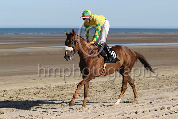 01 Toufan Express & I J Brennan - winner (10, yellow, emerald green star) - FT8E0820-9