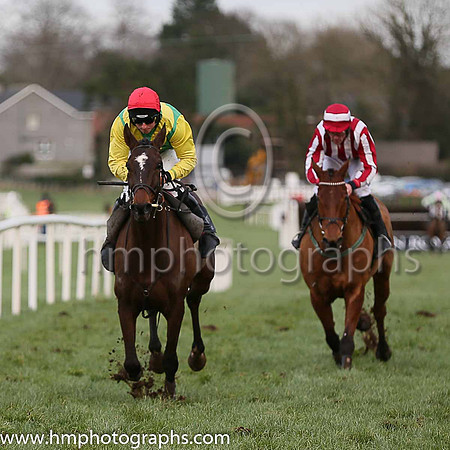 01 Venitien De Mai (FR) ( 7 , emerald green ) and J.J. Codd - Trainer : J.T.R.Dreaper - Owner : Ann  Alan Potts Partnership