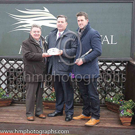 01 Topper Thornton ( 2 , red, black seams ) and A.P. Heskin - Trainer : C.A.McBratney - Owner : R.P. Behan/Steven Wylie