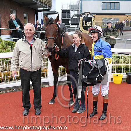 01st Knights Templar ( 1 , royal blue, yellow qtrd ) and G.P. Halpin (5) - Trainer : Patrick J.Flynn - Owner : S.P. Girvan
