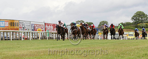 01 Sir Ector & C D Hayes - winner (7, pink, dark blue and pink striped cap) - CU2D8034-Edit-36