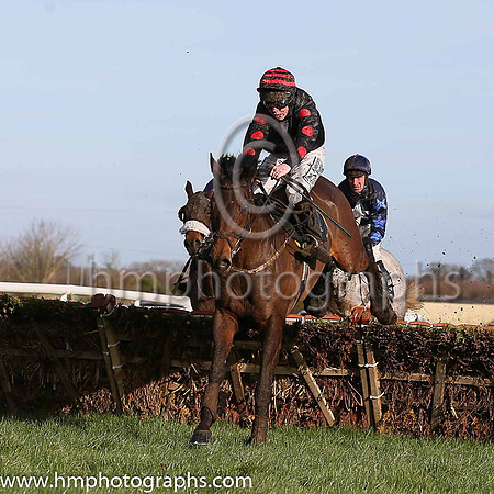 03 Billy Billy ( 1 , black, red spots on sleeves ) and A.E. Lynch - Trainer : S.R.B. Crawford - Owner : W. andrew Cromie