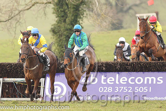 04th IS THIS IT and B O'Neill ( 7 , EMERALD GREEN  ROYAL BLUE STRIPES; emerald green sleeves; emerald green  royal blue qtd cap ) Trainer: Cathy Hanna,, Owner : Samuel Hanna